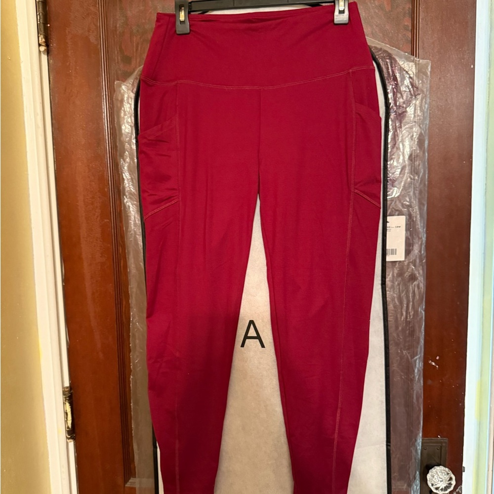 Zenana Outfitters Women's Burgundy Leggings